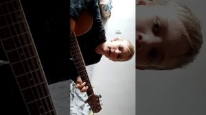 играю песни Цоя