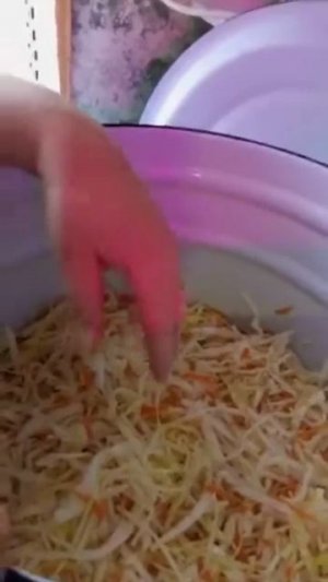 (архив)солёная  капуста ,как квашеная!!!!
