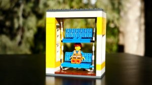 Двухэтажные качели для крыльца LEGO из фильма «Лего Фильм 2»