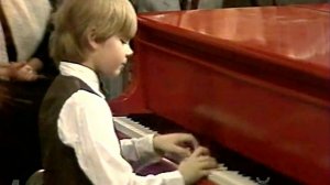 Матч-Реванш - НАШЕ ВРЕМЯ vs СЕРЕЖЕНЬКА БОЯРСКИЙ - игра на фортепьяно :1986