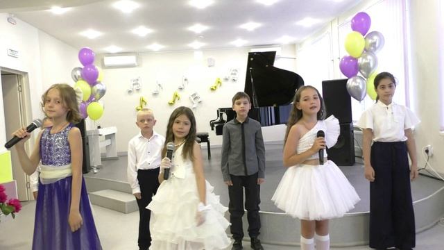 Великаны ансамбль младшая группа