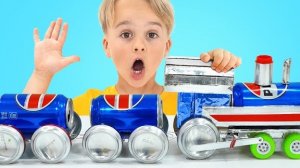 Дети учатся создавать игрушки из перерабатываемых материалов