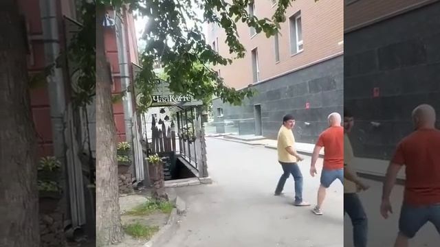 ЧТО ТО НЕ ПОДЕЛИЛИ 😄