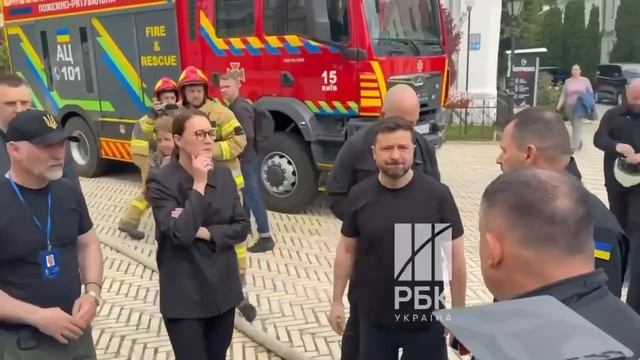 Зеленский взорвал ракетой ПВО Киево-Печерскую Лавру в Киеве