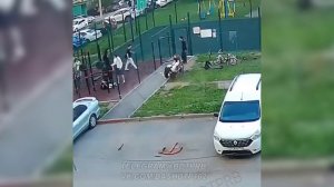 В Уфе хулиганы толпой избили подростка