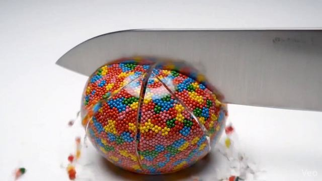 2 МИНУТЫ ВЗРЫВНОГО УДОВОЛЬСТВИЯ: ФРУКТЫ РАЗЛЕТАЮТСЯ НА КУСКИ 