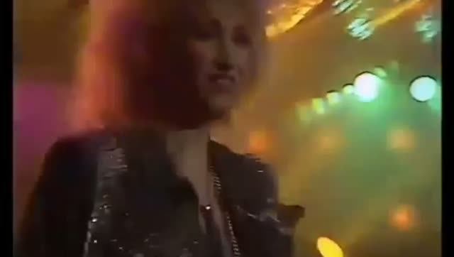 «Тёмная лошадка», Ирина Аллегрова и группа «Электроклуб», 1988 год смотреть онлайн