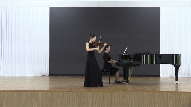 Туркебаева Айсулуу, конкурсная программа