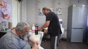Мама сказала что нам ничего нельзя в жару Распаковка продуктов на кухне ЛЕТО ПРОЙДЕТ А КВАС НЕ ПИЛИ