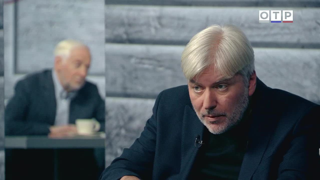 Книгу надо уважать. Евгений Водолазкин