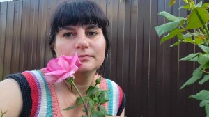 МАЛО ВЫХОДНЫХ 😊 ВЯЖУ СВИТЕР🥰 КАК Я ВЯЖУ В САДУ?