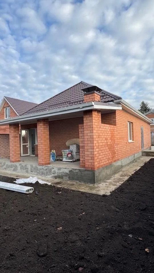🌇КРАСНОДАР
🏘️РОСТОВСКОЕ ШОССЕ 13 КМ.  
🏡 97 КВ.М.
🌳 3 СОТКИ ЗЕМЛИ.