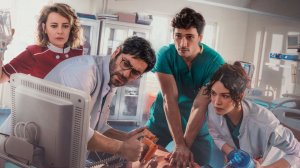 Сериал Хороший плохой доктор — 1 сезон 84 серия / Kasaba Doktoru