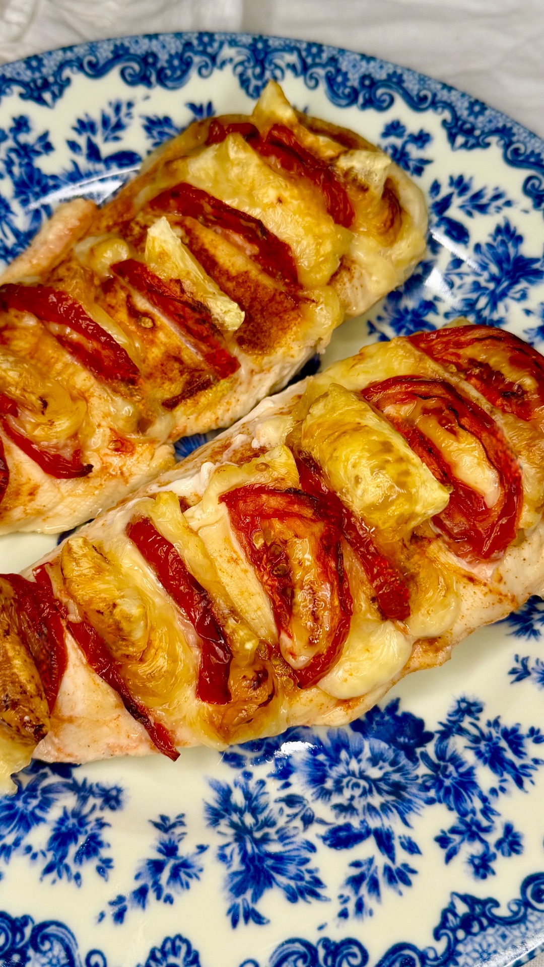 Курица с помидорами и сыром🍗