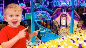 Детская крытая игровая площадка! Учимся играть безопасно!