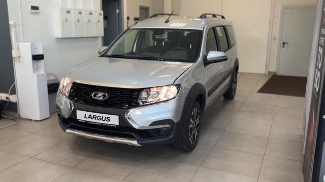 Largus Кросс Драйв 7 мест 1.6 106 л.с. МТ Платина