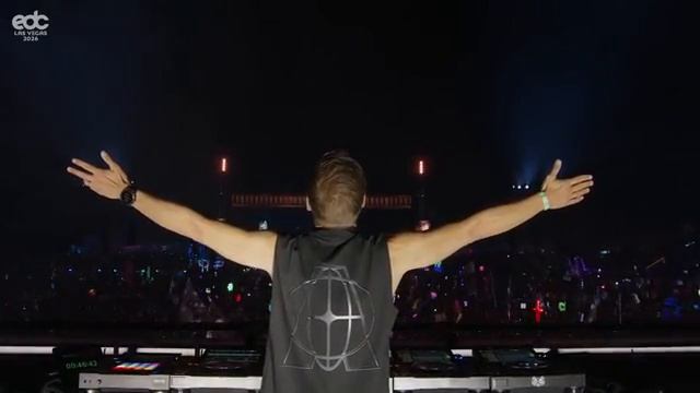 Armin Van Buuren & SACHA - ID (Everlasting) [Live At EDC Las Vegas 2026]