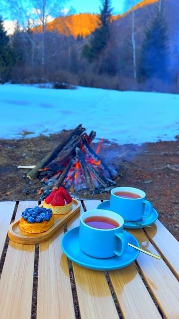 С кем хочешь разделить этот момент😍