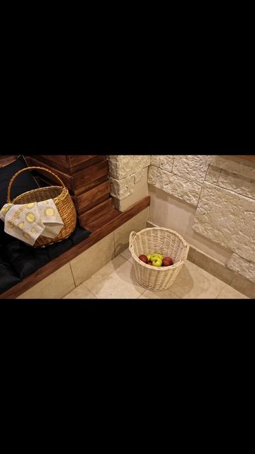200 м² • Первая линия • Готовый арендный бизнес  •  Доход 230 000 ₽/мес • Метро «Ломоносовская»