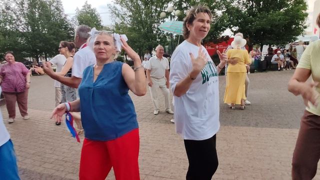 12 июня. Девочка лето... смотреть онлайн