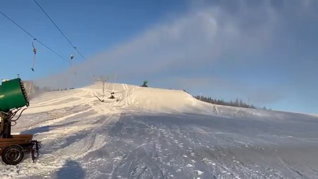 Снежные пушки в работе