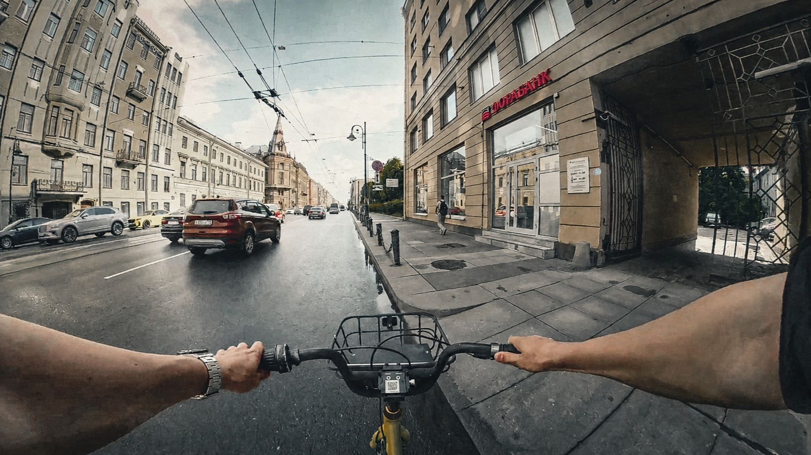 На велосипеде по Питеру. POV от Литейного до Невского 🚴♂️✨ смотреть онлайн