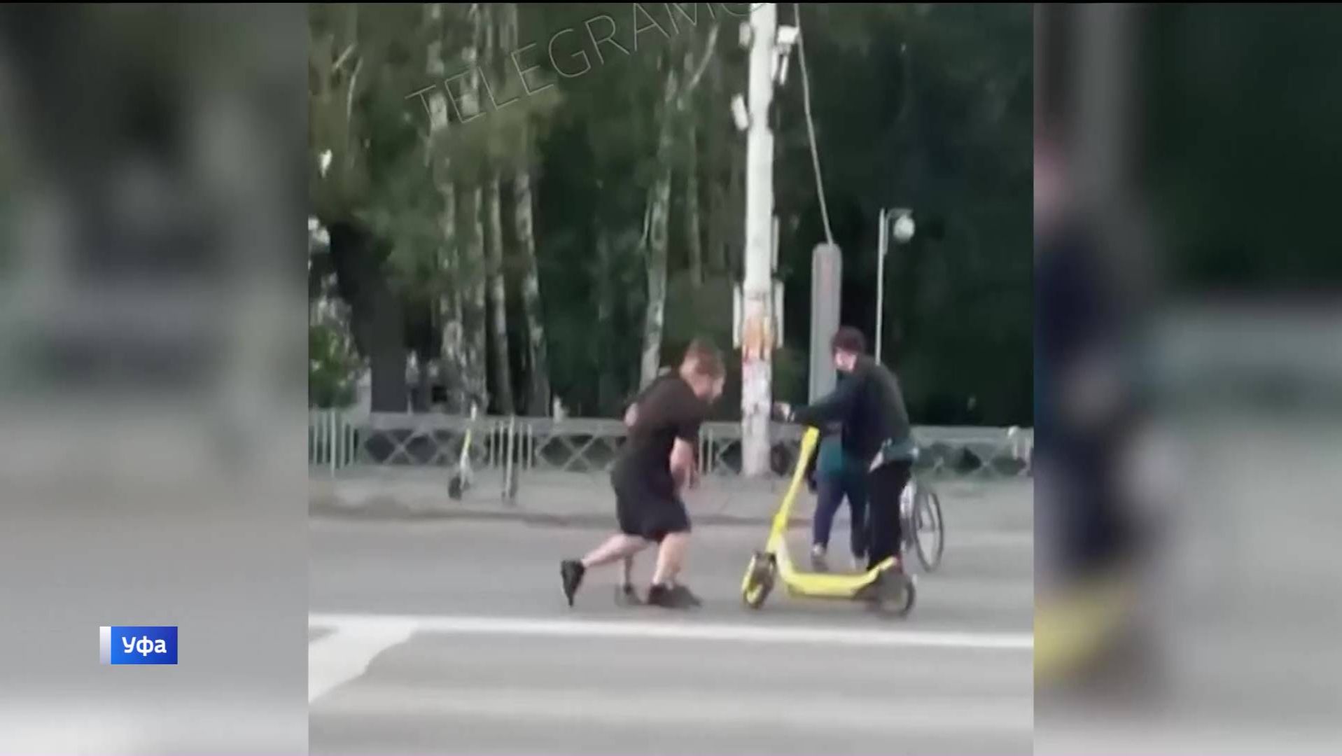 Молодой уфимец сломал руку, катаясь на электросамокате