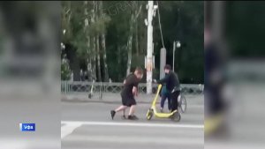 Молодой уфимец сломал руку, катаясь на электросамокате
