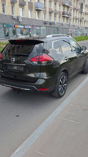 Nissan X Trail T32.mp4
