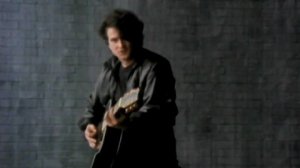 Les McKeown - Love Is Just A Breath Away (1988)