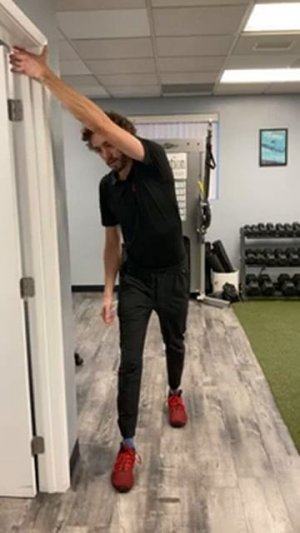 Passive Lat Stretch To Растяжка широчайших