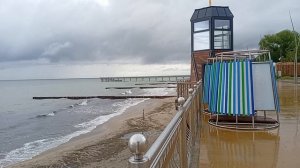 На море в дождливую погоду 15-06-2026