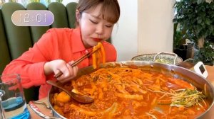Мукбанг челлендж 10 кг еды за 20 мин🍣 большой сет