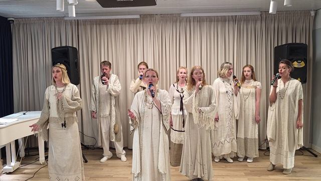 2. За тихой рекою