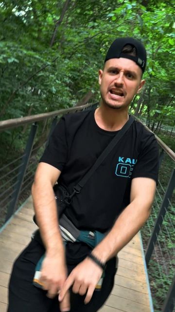 Когда у тараканов выпускной?!