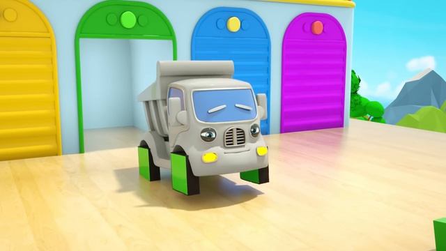 Малыш поет песню Baby Shark