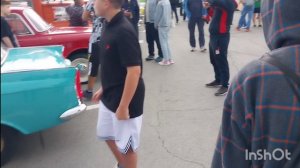 фестиваль ретроавто МашинаВремени2026 14июня г.Челябинск общение с подписчиками и клиентами .mp4