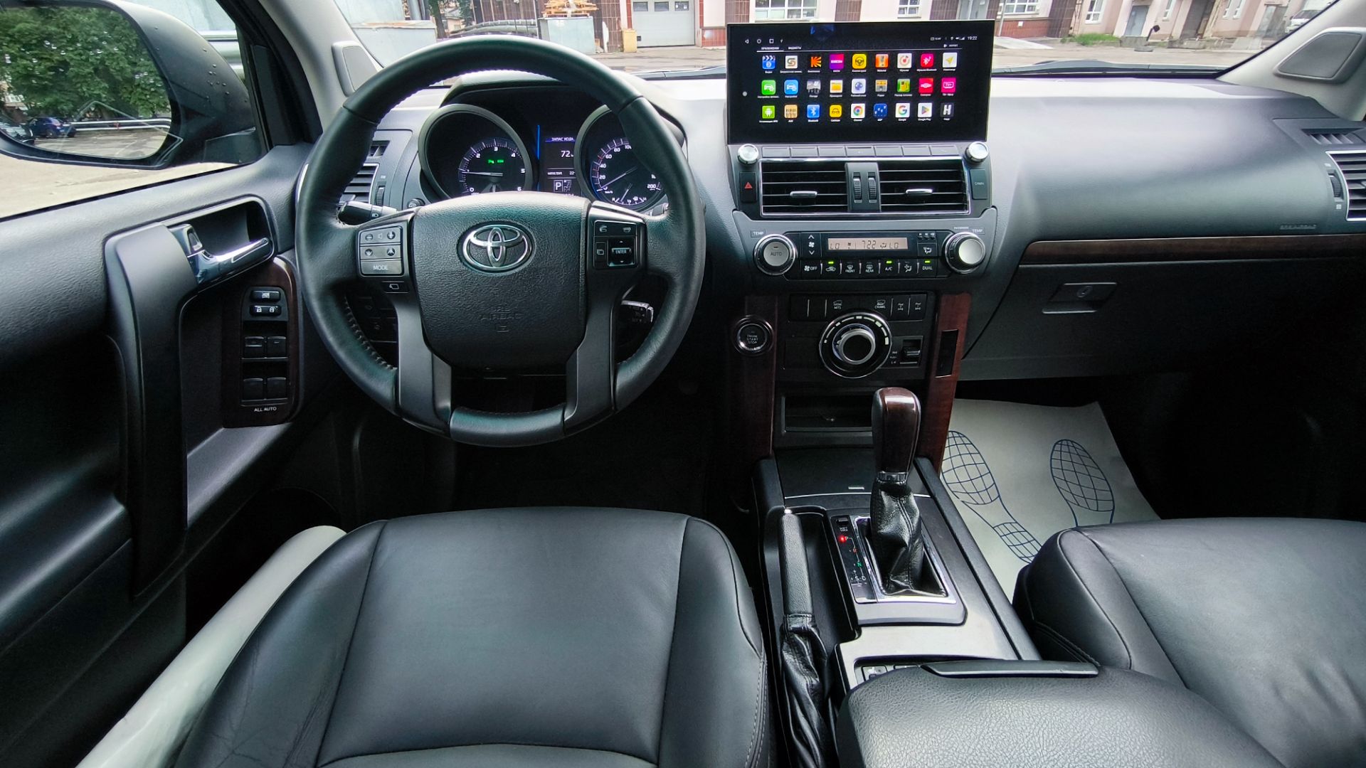 Продается Land Cruiser Prado 2016