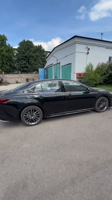 Привезли Toyota Camry 2026 Hybrid 2.0 HXS Sport PLUS Edition в СПБ для нашего клиента