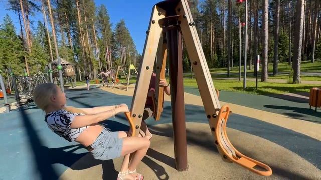 Марина Дрождина на гастролях группы Hi-Fi Vlog из п. Кадуй. День Химика