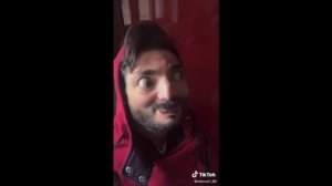 ой чихнул 🤣