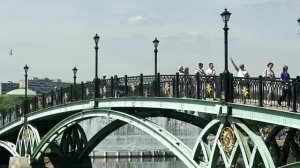Москва 2026 /Арочный мост - отличная локация для фото /  Царицино /