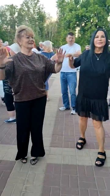 Светлана и её сватья  14.06.26.