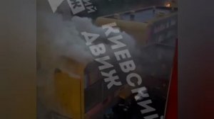 ‼️🇺🇦🏴☠Киев в огне и дыму: ударили более 25 баллистических ракет и не менее 7 «Цирконов».