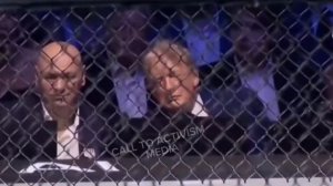 Трамп уснул на свой день рождения во время боев UFC прямо на лужайке перед Белым домом
