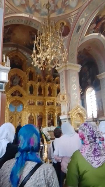 А вы ходите на богослужения?