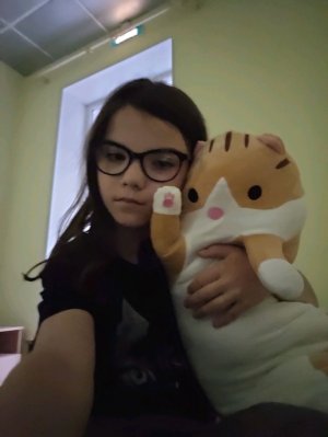 только я могла загреметь в мед пункт на каникулах