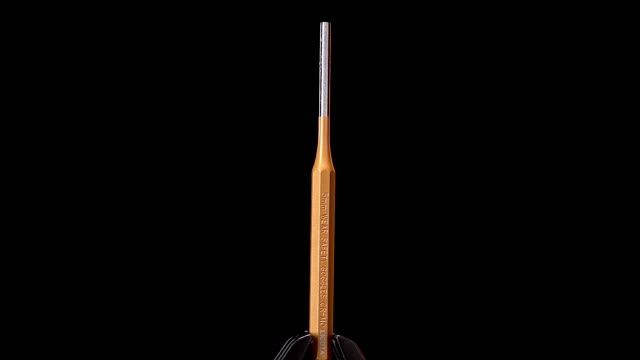 APH-3115005 Licota Выколотка CrMo 5х150 мм смотреть онлайн