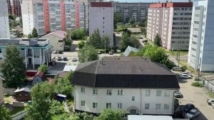Утро в гостях: пеку оладьи. Про завтра. Встреча в ТЦ. Покупки в отпуске(одежда). Прогулка. 11.06.26