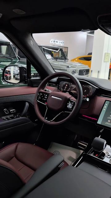 В продаже Range Rover Sport Autobiography / Подробнее в видео на канале смотреть онлайн